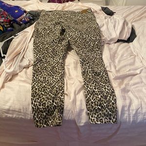 American Eagle skinny jeans